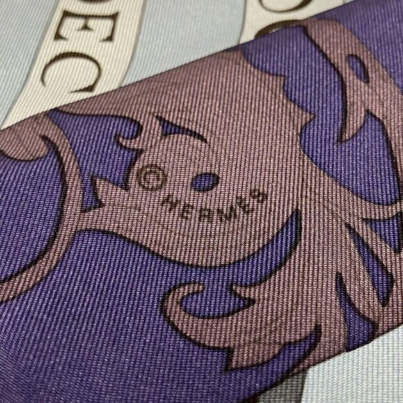 Auth HERMES Carre 90 - Navy Blue Multi Silk Scarf - Picture 3 of 5